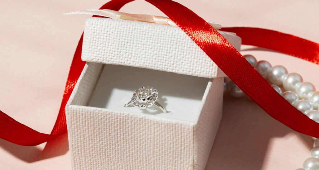 Cover Kenapa Hardbox Mahal Ini Alasannya!